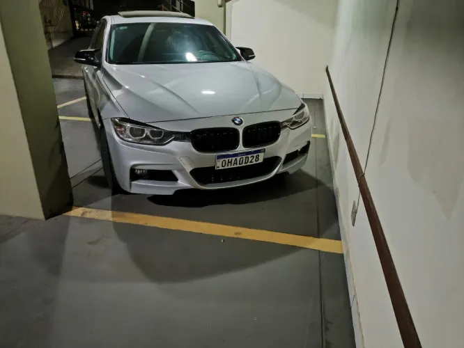 BMW 328I A Luxury/modern 2.0 TB 16V 4P 2013