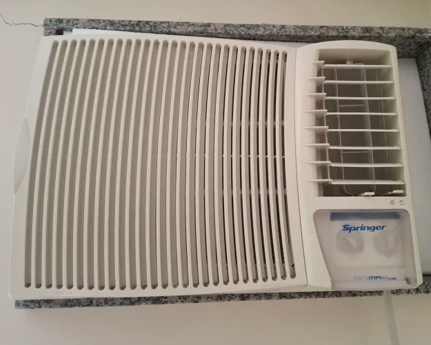 Ar condicionado Springer 12000 BTUS.