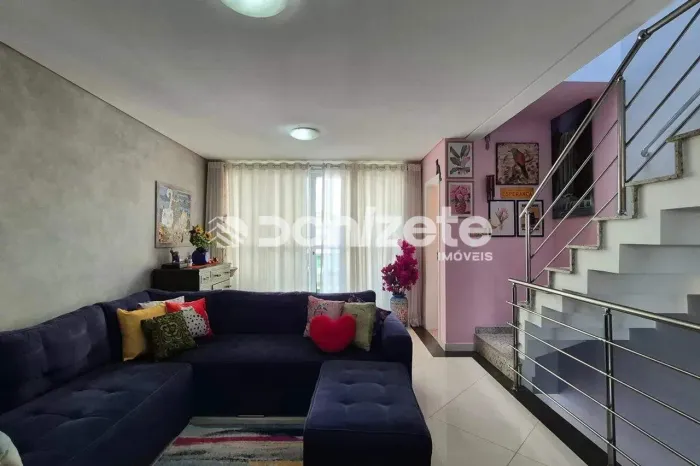 Sobrado à venda em Santo André (Jardim) com 3 dorms, 1 suíte e 4 vagas