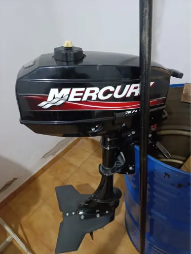 Motor mercury 3.3 bem conservado