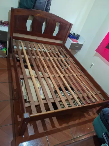 Cama de Madeira Casal