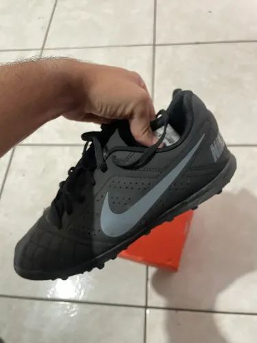 CHUTEIRA NIKE SOCIETY 