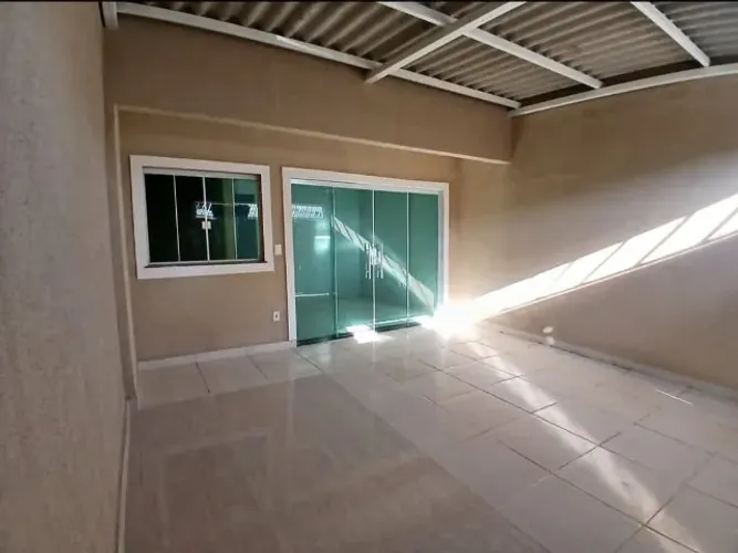CASA NO JARDIM CENTENARIO