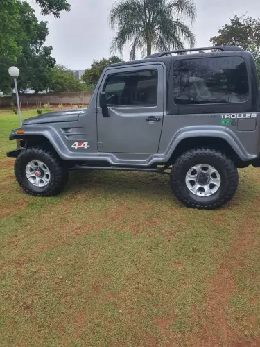 Troller T-4 4X4 3.0 TB Int. Cap. Rígida Diesel 2006
