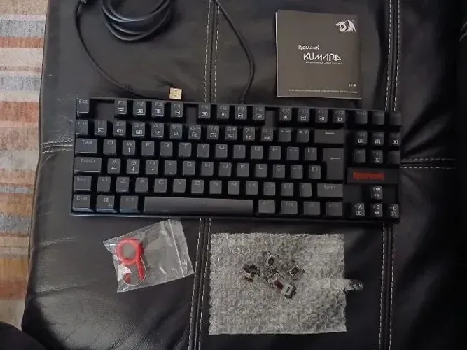 Teclado Mecânico Redragon Kumara Switch Brown Single Color (Na Caixa)