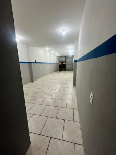 ALUGA-SE LOJA COMERCIAL EM CABO FRIO - RJ