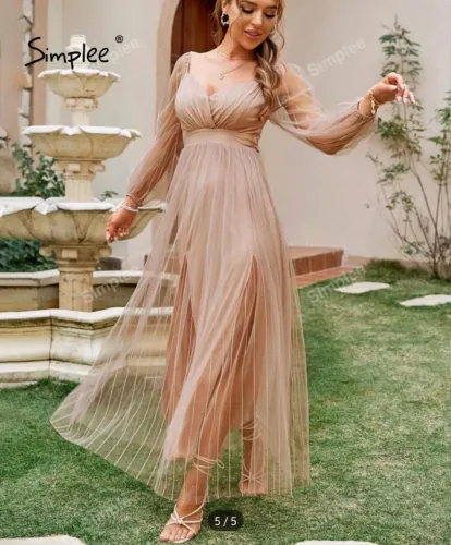 Vestido longo nude/bege com tule e saia plissada - usado 1x