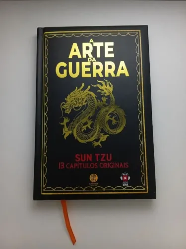 A ARTE DA GUERRA - SUN TZU - EDIÇÃO LUXO (Capa almofadada)
