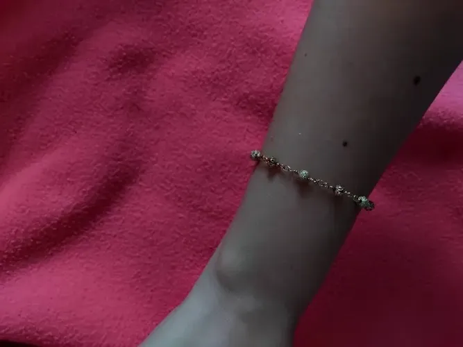 Pulseira de bolinhas diferentes banhadas