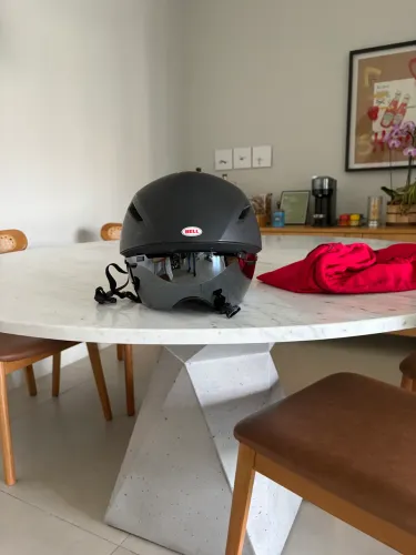 Capacete de Triatlo usado 2 vezes 