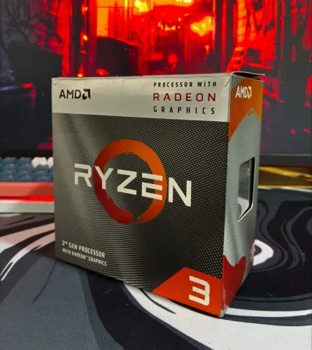 RYZEN 3 3200G + COOLER ORIGINAL AMD - EXCELENTE ESTADO