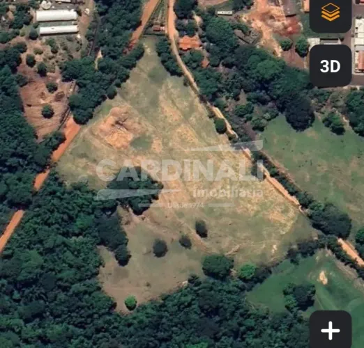 TERRENO À VENDA