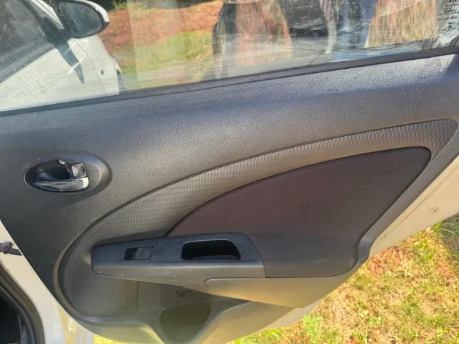 FORRO DE PORTA TRASEIRA DIREITA TOYOTA ETIOS