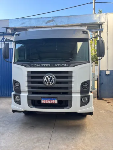  Volkswagen Constellation - Excelente Estado!