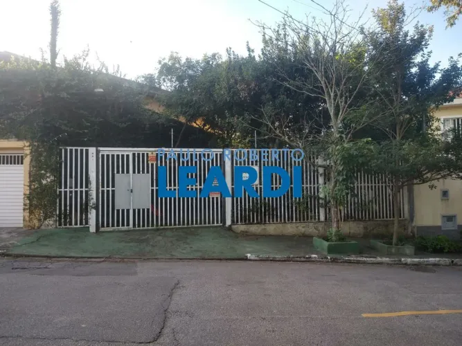 CASA ASSOBRADADA - BUTANTÃ - SP
