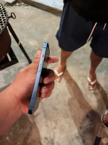 iPhone 13 normal