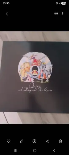 lp Vinil A Day at the Races Queen nacional 1976 Bom estado