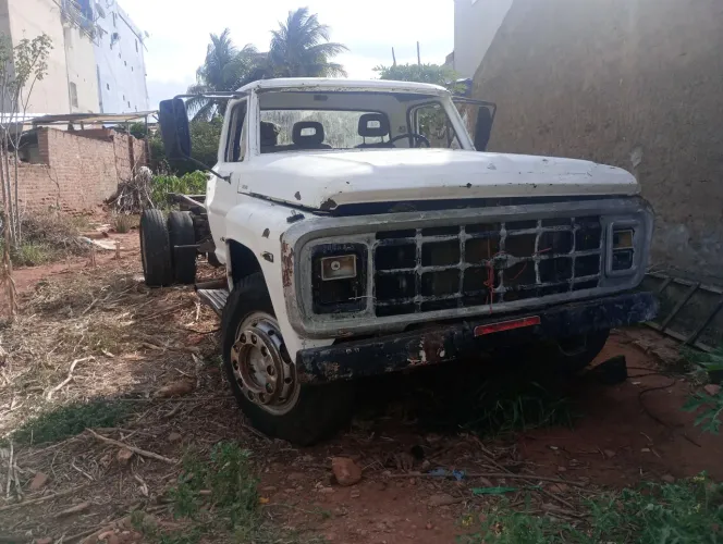 Caminhão Ford f1400