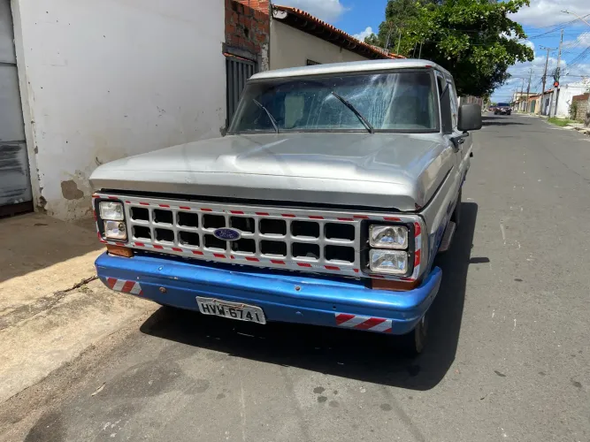Ford F-1000 Super 3.6 / Super Serie 3.6 (álcool) 1985