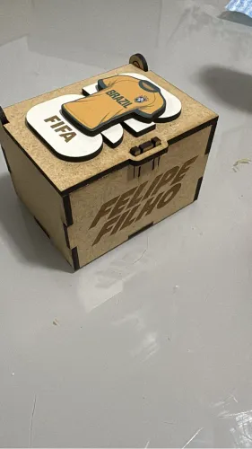Caixa para figurinhas da copa