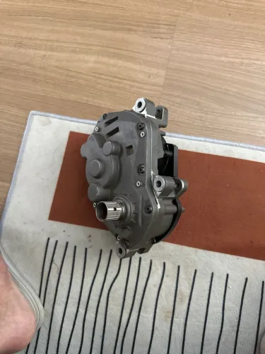 Motor Shimano E7000 pra tirar peças