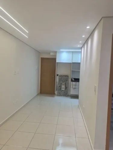 Imóvel para aluguel possui 46 metros quadrados com 2 quartos