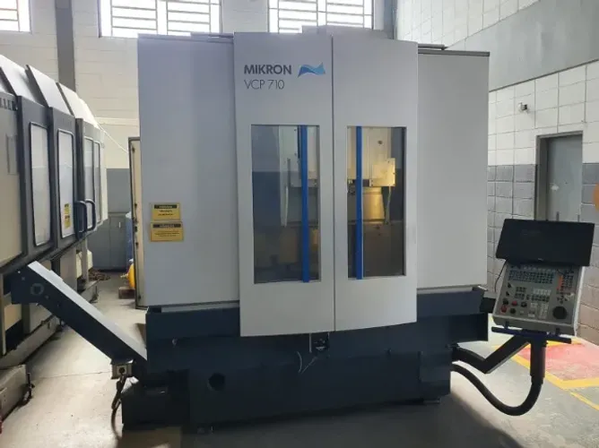 Centro De Usinagem Mikron Vcp710 - Ano 2002 - Heidenhain