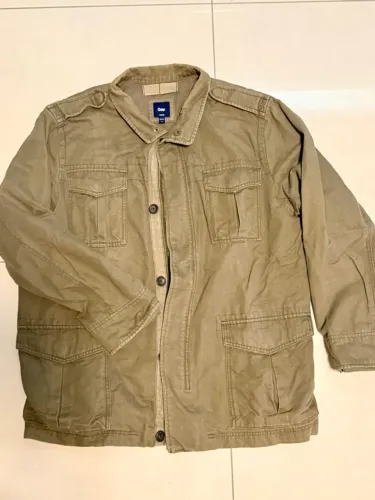 Casaco Gap - estilo utilitário