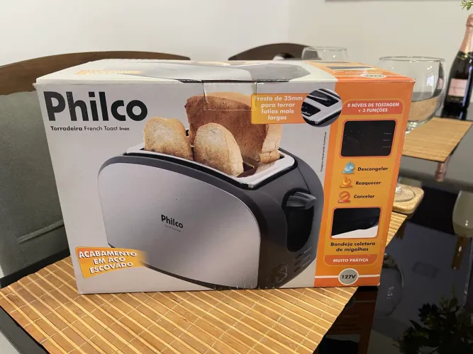 Torradeira philco inox LACRADA