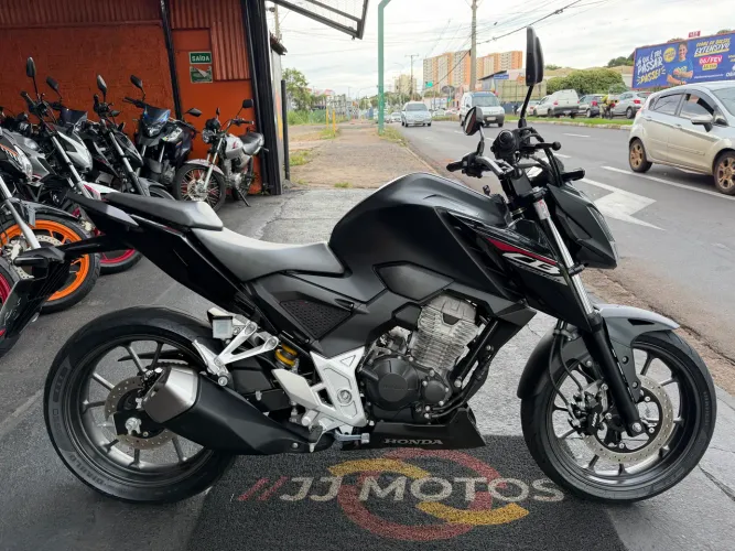 ?HONDA CB 300 F 2025?FAÇO SIMULAÇÃO ONLINE