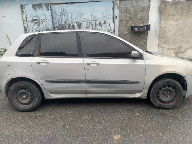 Fiat Stilo 1.8/ 1.8 Connect 8V 103cv 5P 2005