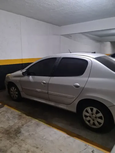 Peugeot 207 Sed. Passion XR Sport 1.4 Flex 8V 4P 2012
