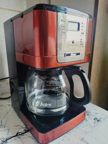 Cafeteira programável Oster 