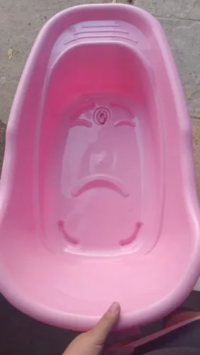Vendo banheira de bebê em excelente estado 