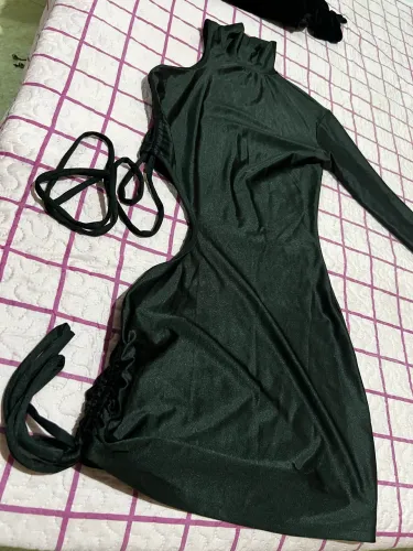 Vestido preto cirrê