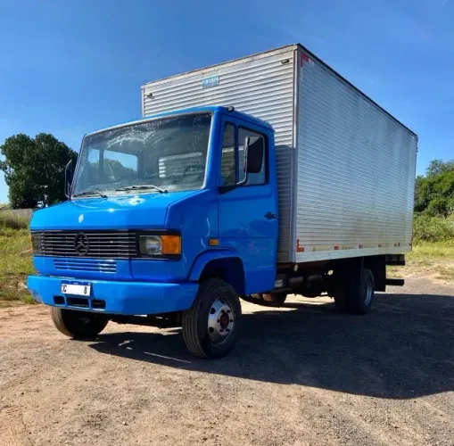 MB 912 Bau