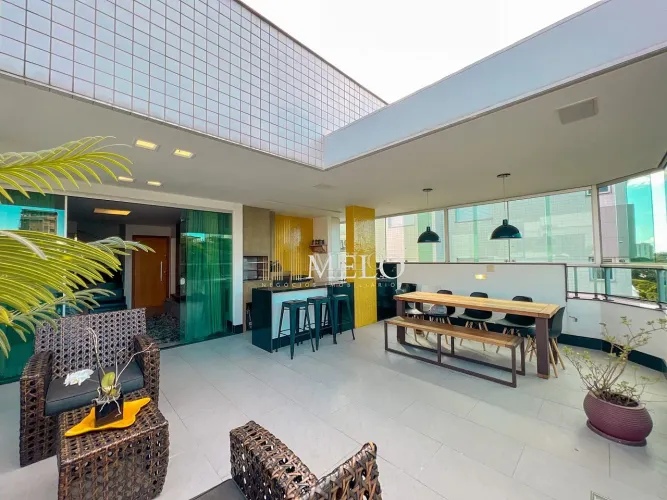 Lindíssima Cobertura Triplex à Venda no Liberdade por R$ 1.500.000,00