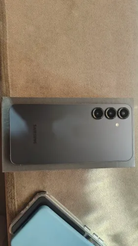 Samsung Galaxy S25 plus 512GB apenas venda!