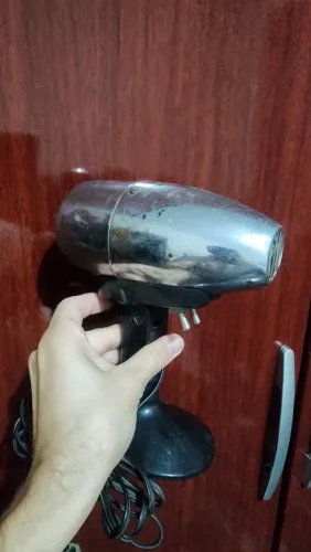 Secador de cabelo antigo