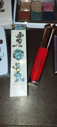 Batom gloss Bruna Tavares