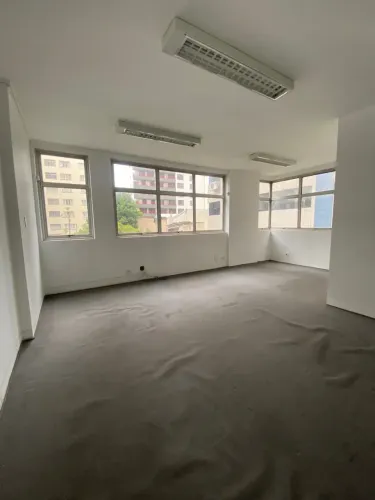 Conjunto Comercial para aluguel de 54m² com 3 salas em Perdizes - São Paulo - SP