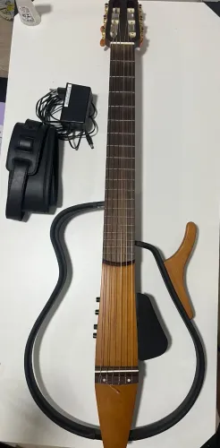 Violão Yamaha Silent