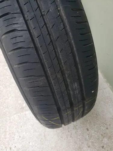 Vendo pneu aro 15