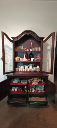 Cristaleira vintage