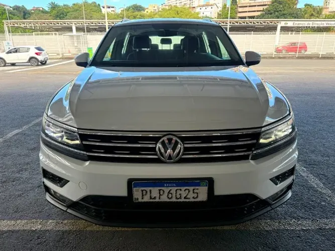 Volkswagen Tiguan Allspac Comf 250 TSI 1.4 Flex 2018