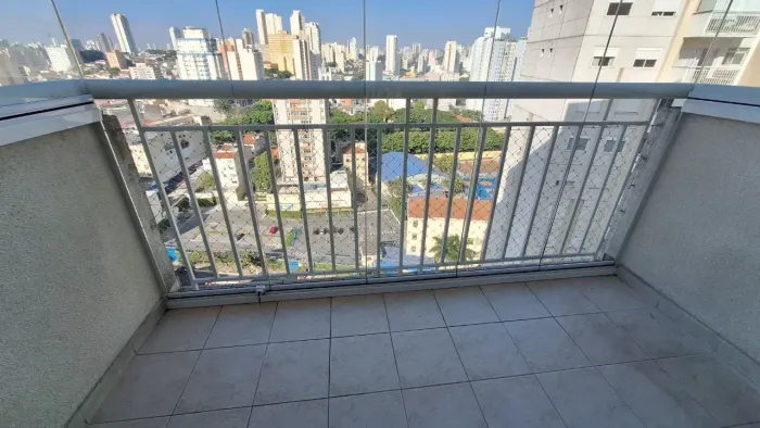 Imóvel para aluguel possui 63 metros quadrados com 2 quartos e 02 vagas em Cambuci - São P