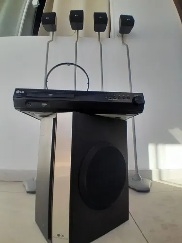 Home theater LG completo com Torres só 330!!!