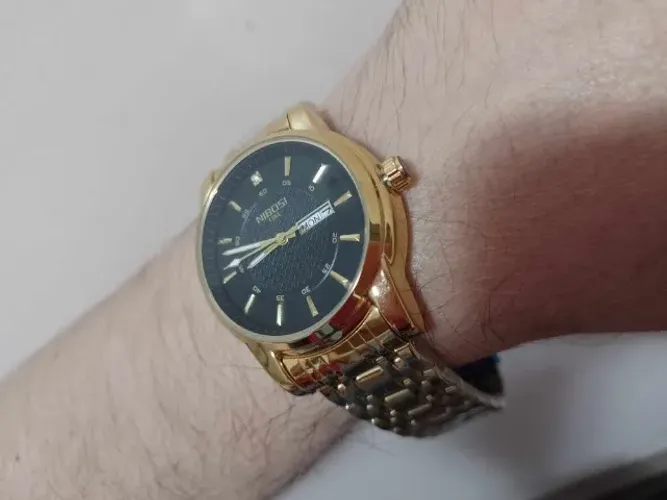 Relógio Nibosi Dourado