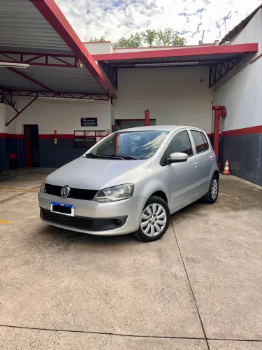 Volkswagen Fox 1.0 MI Total Flex 8V 5P 2011