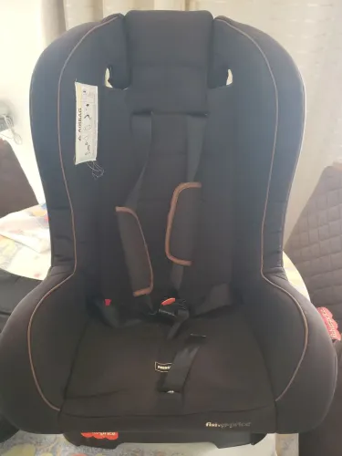 Cadeirinha para carro infantil 